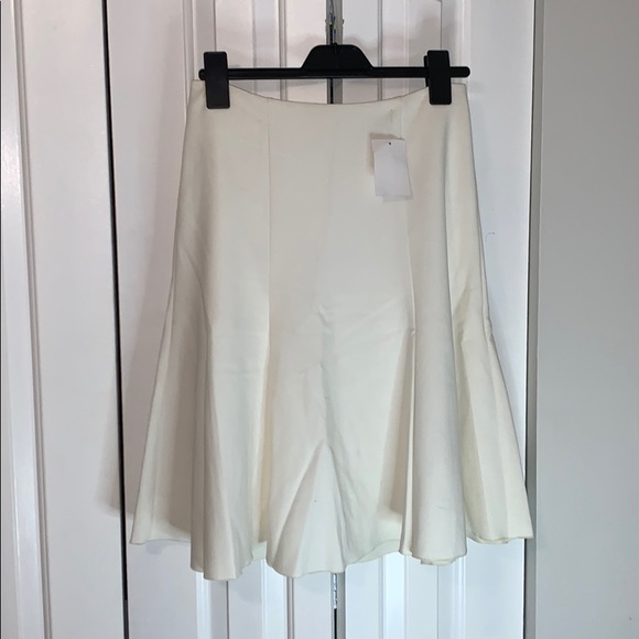 Chloe28 Cream Knee Length Skirt - Picture 1 of 4